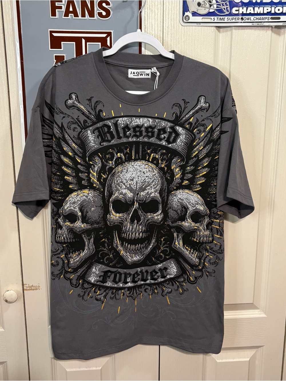Jaqwin Men's Grey 'Blessed Forever' Skull Graphic T-Shirt